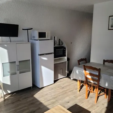 Moudang 2 Pied De Piste *